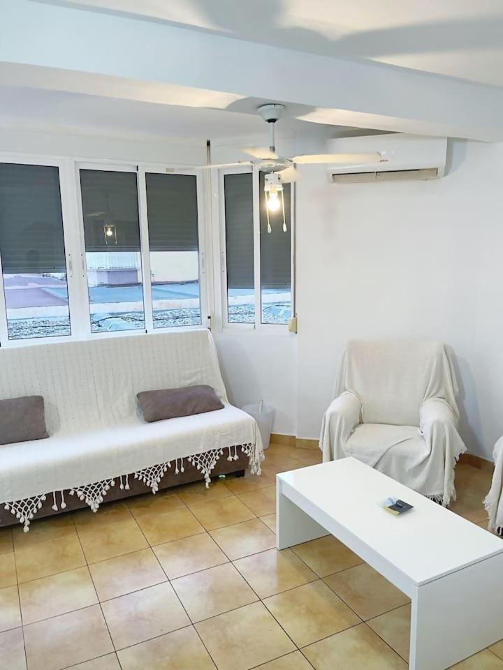 Apartamento Centrico Plazamar 4 Piscina Torre Del Mar Exterior photo